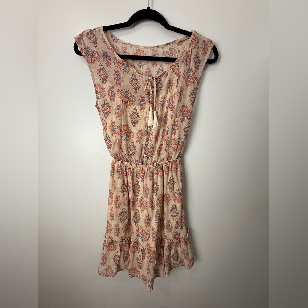 Hollister‎ Cream Dress with Floral Accents